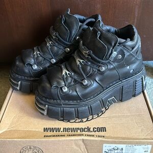 NEW ROCK 106-S1 Unisex Black Gothic Classic Leather Biker Ankle Tower Boots